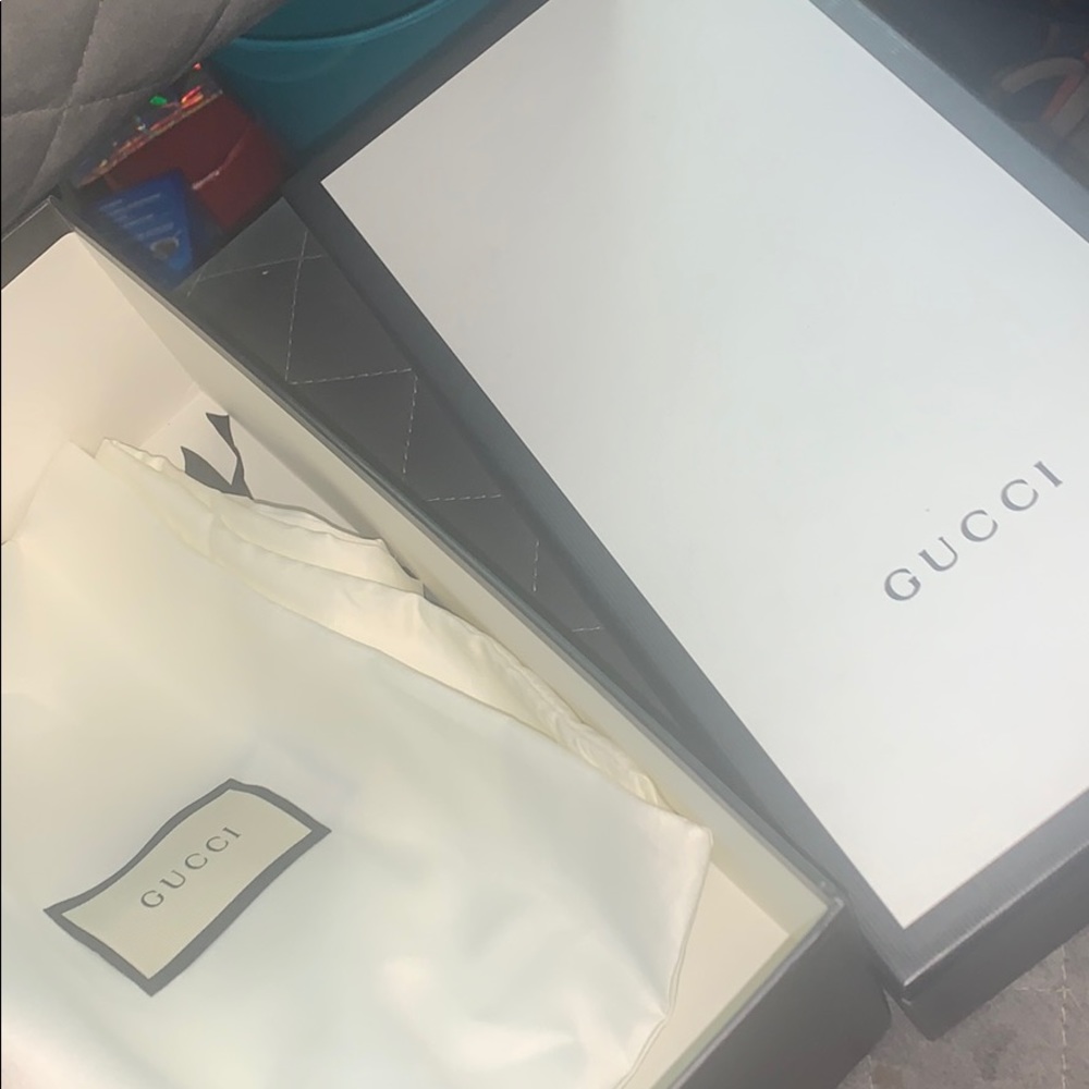 Gucci box